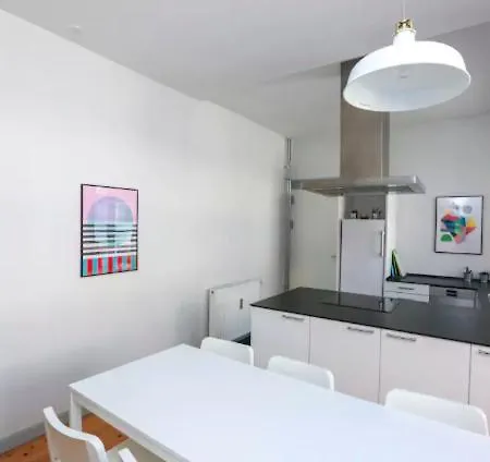 Deluxe And Spacious 130m2 Flat With Two Living *